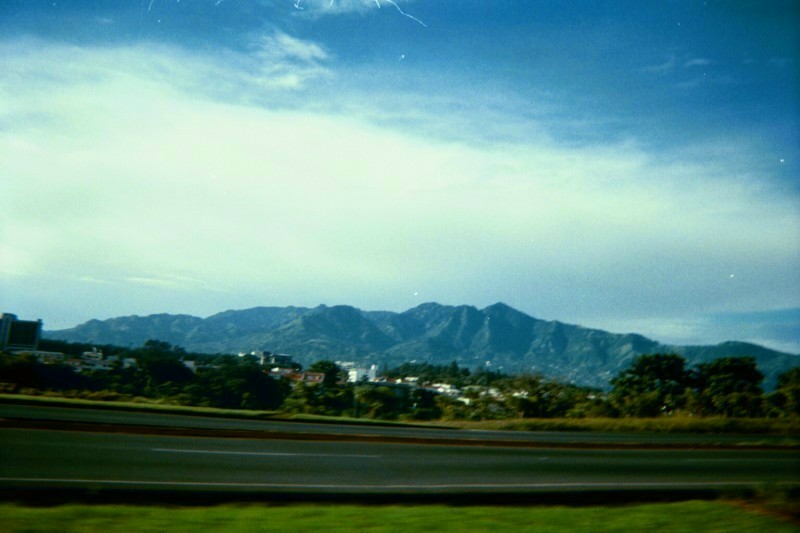 ../Images/CR Roadside Mountains.jpg